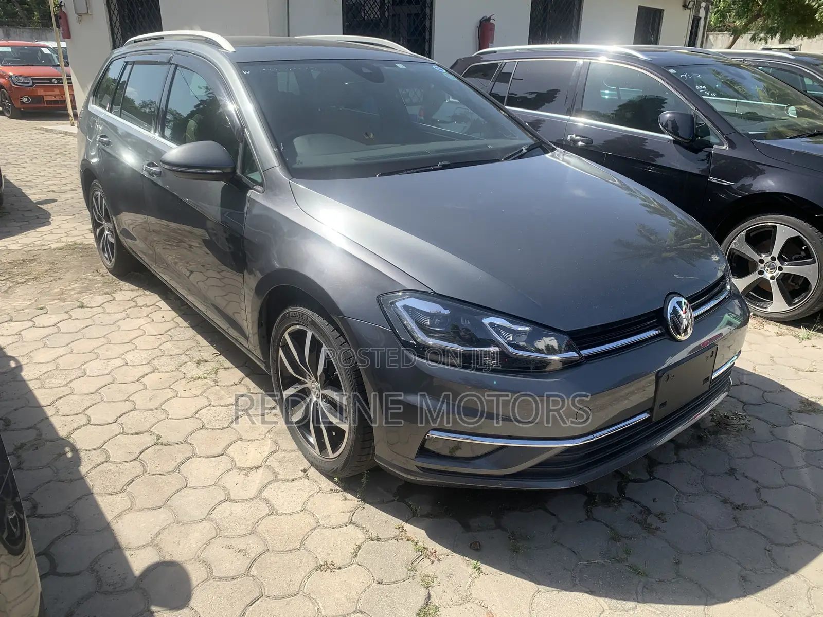 Volkswagen Golf Variant 2018 Silver