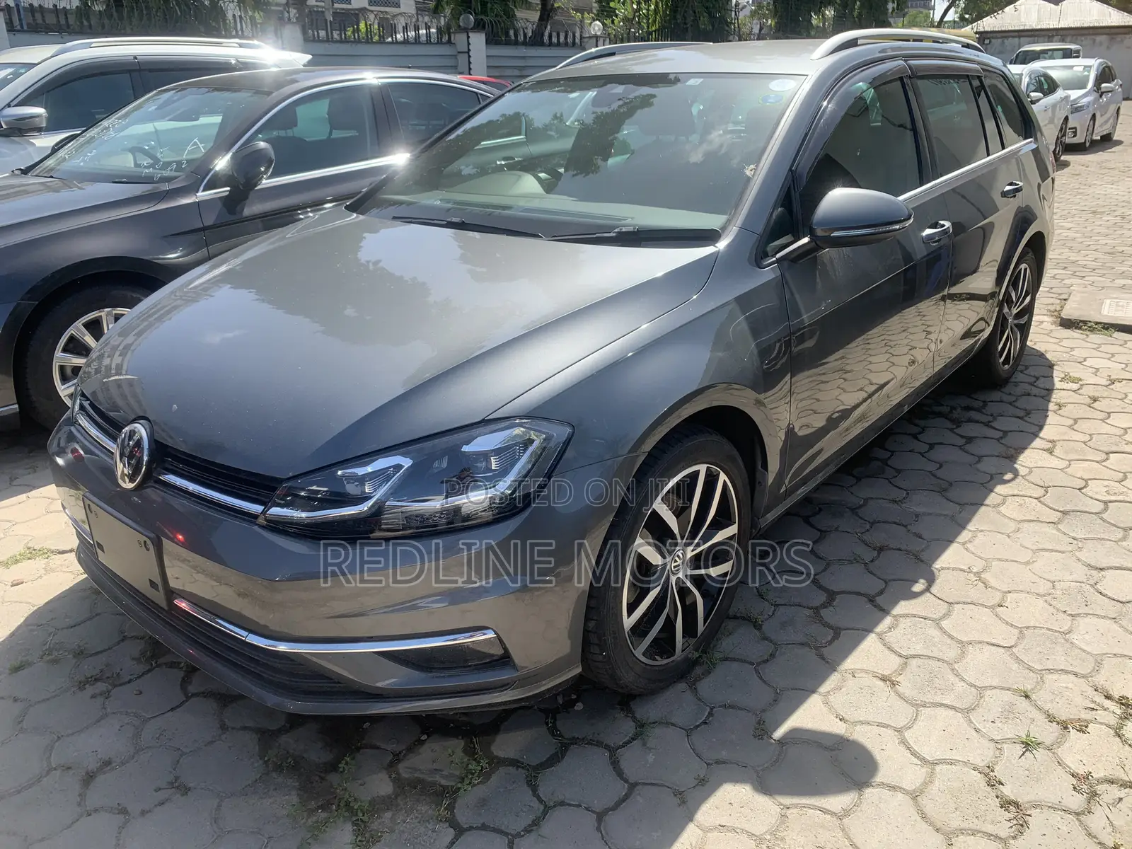 Volkswagen Golf Variant 2018 Silver