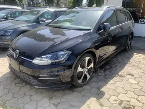 Volkswagen Golf Variant 2018 Black