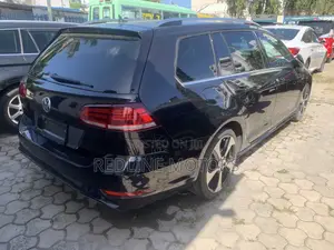 Volkswagen Golf Variant 2018 Black