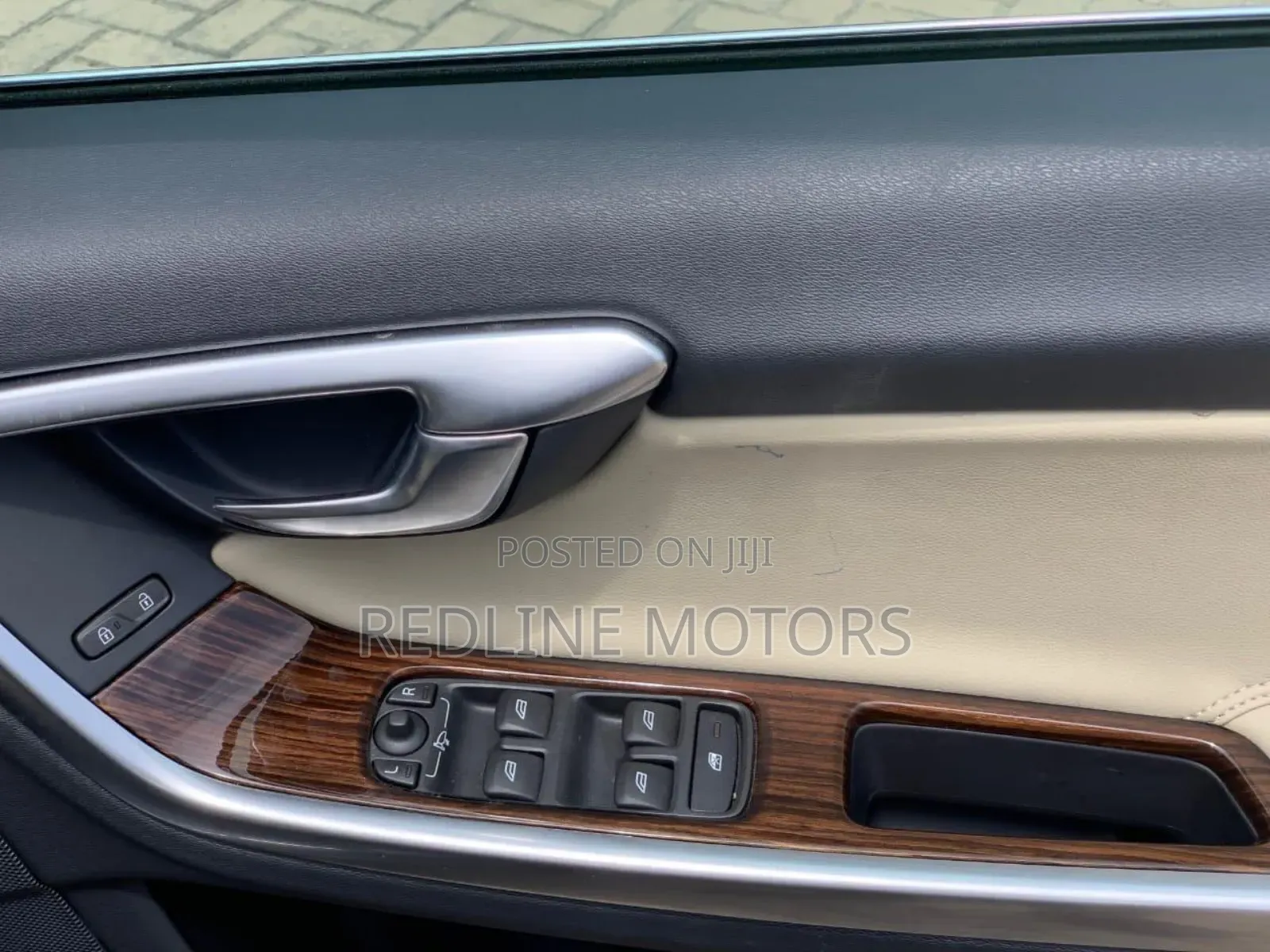Volvo V60 T5 Dynamic FWD 2018 Gray