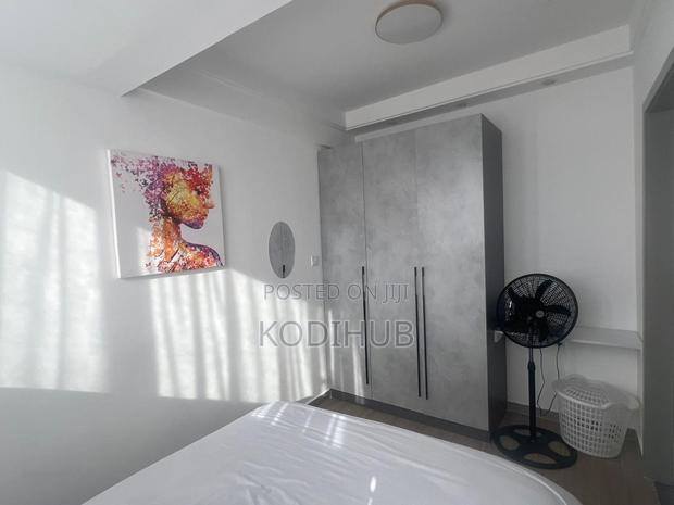 1 Bedroom Airbnb Riverside Westlands - thumbnail 3