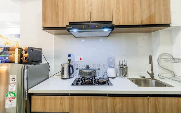 1 Bedroom Airbnb Riverside Westlands - thumbnail 13