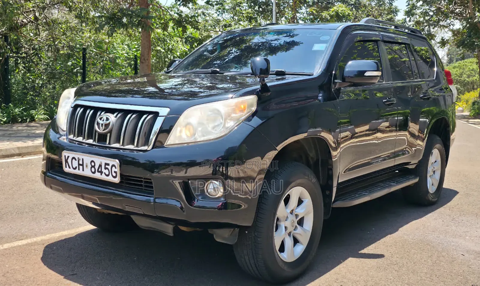 Toyota Land Cruiser Prado 2011 Black