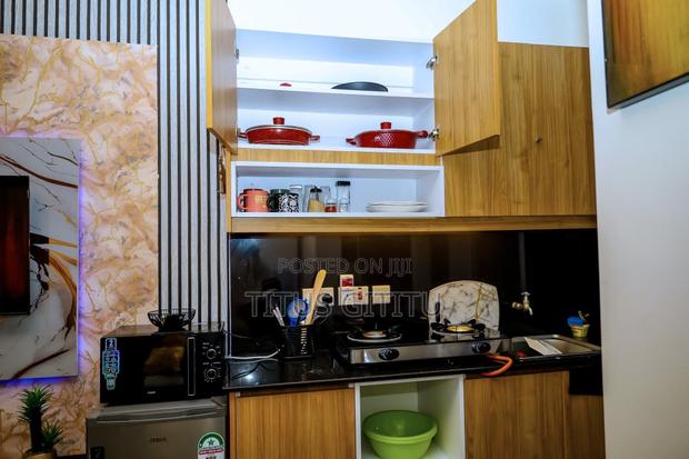 Superior Studio Airbnb in Roysambu Near Trm| Furnished | - thumbnail 5