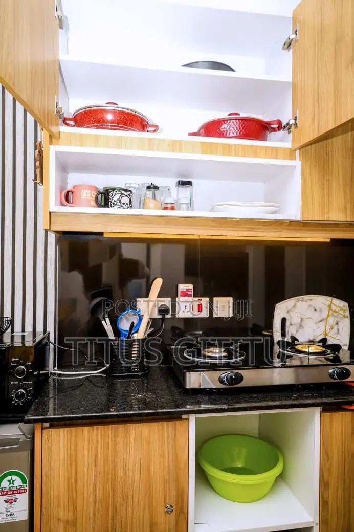 Superior Studio Airbnb in Roysambu Near Trm| Furnished |
