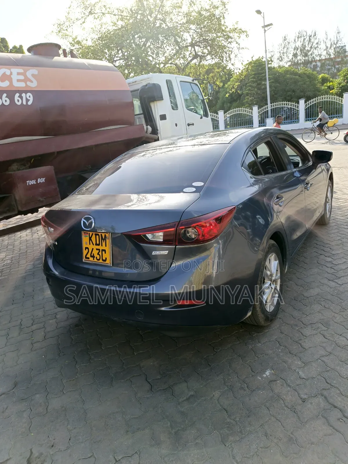 Mazda Axela 2016 Gray