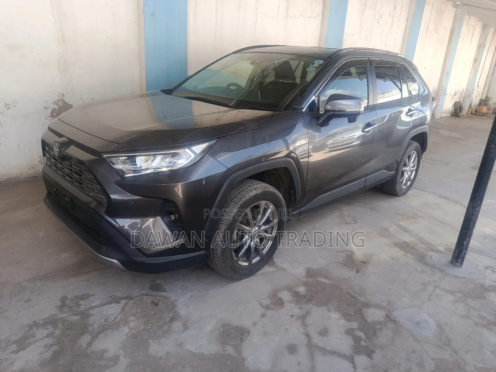 Toyota RAV4 2019 Gray