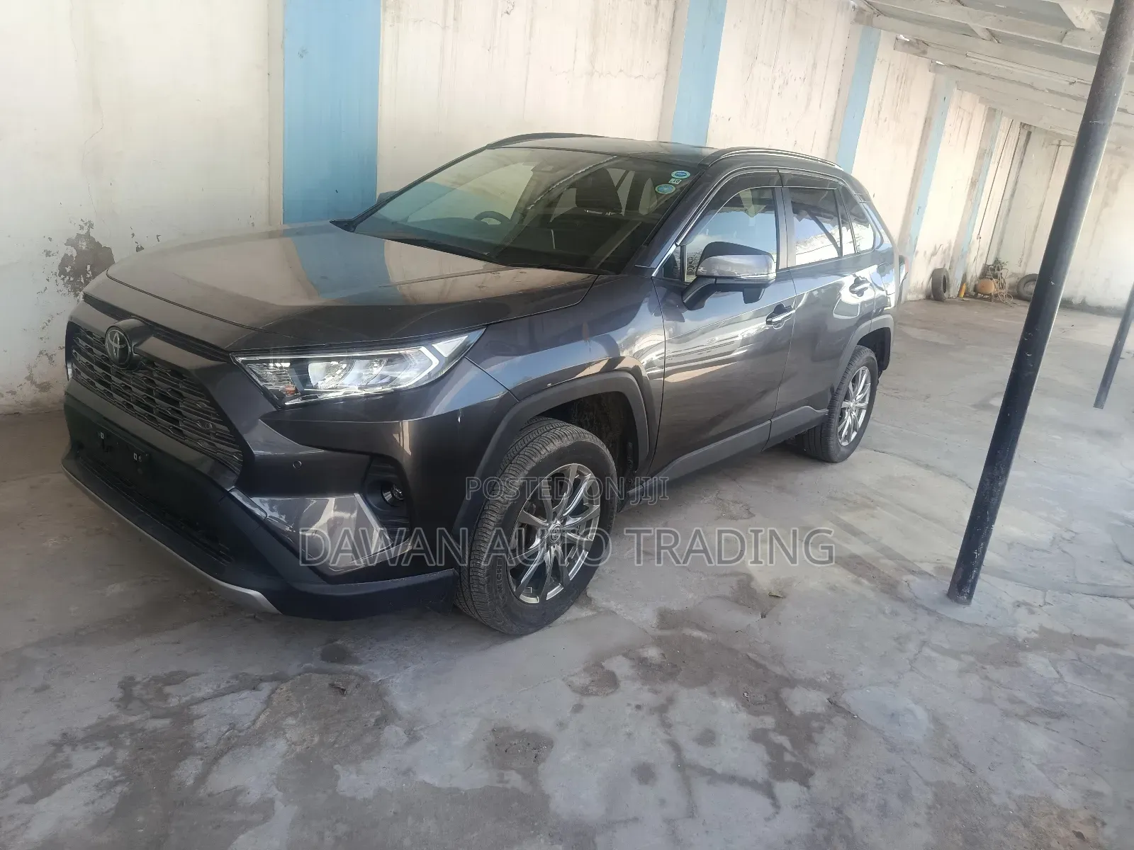 Toyota RAV4 2019 Gray