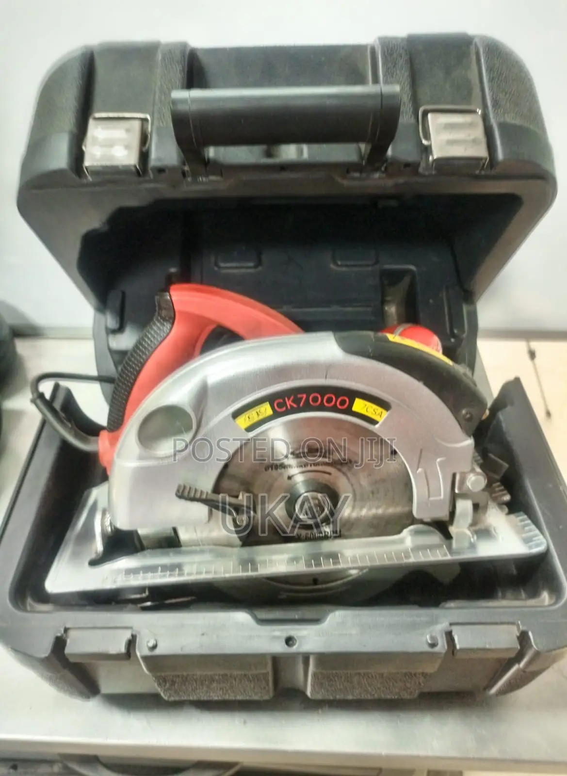 Ck700 Electric Circular Saw With Laser Guide.