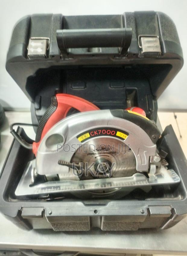 Ck700 Electric Circular Saw With Laser Guide. - thumbnail 4