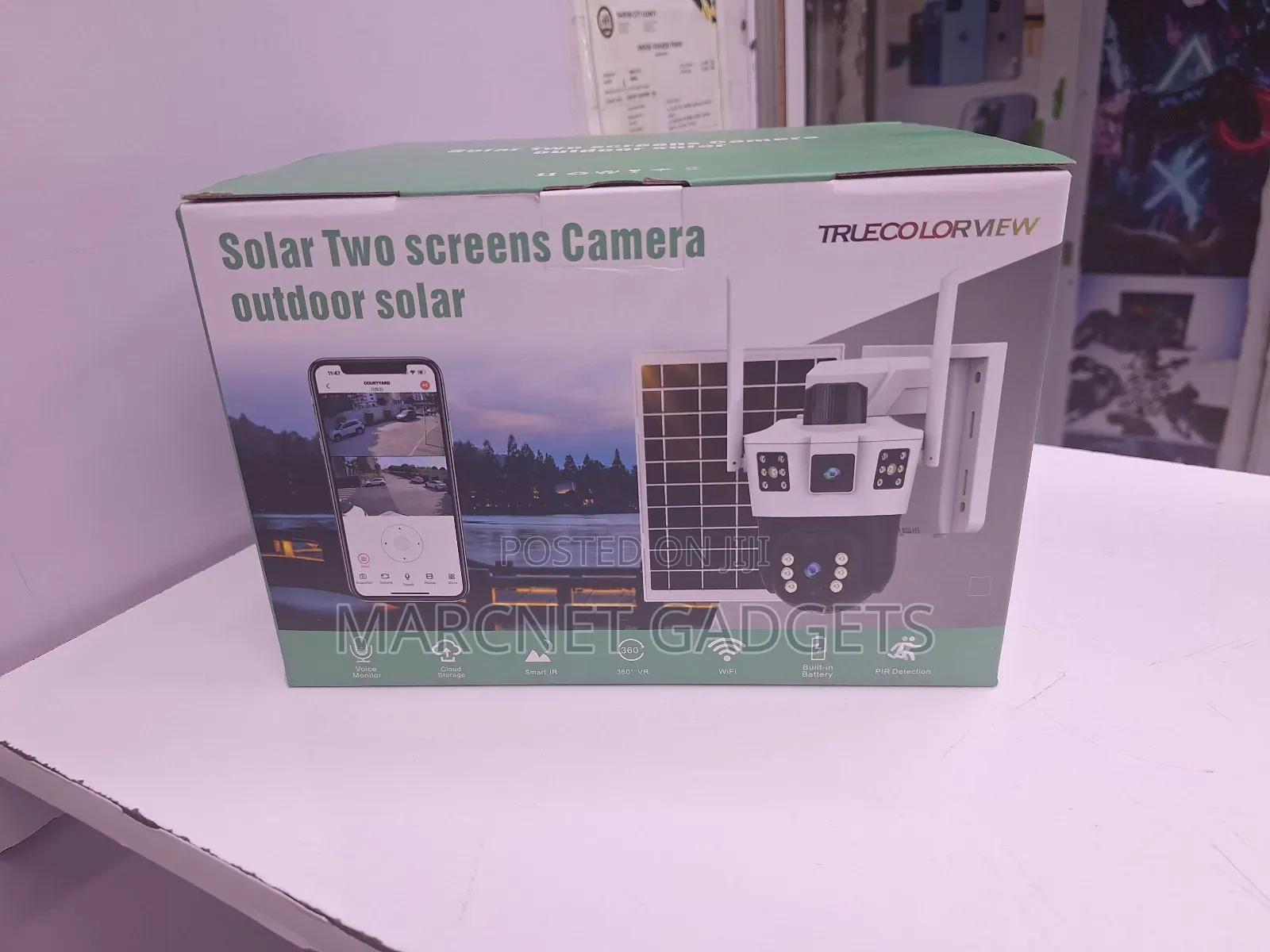 Solar Two Screens Camera Outdoor With PTZ Alarm 2 Way Audio