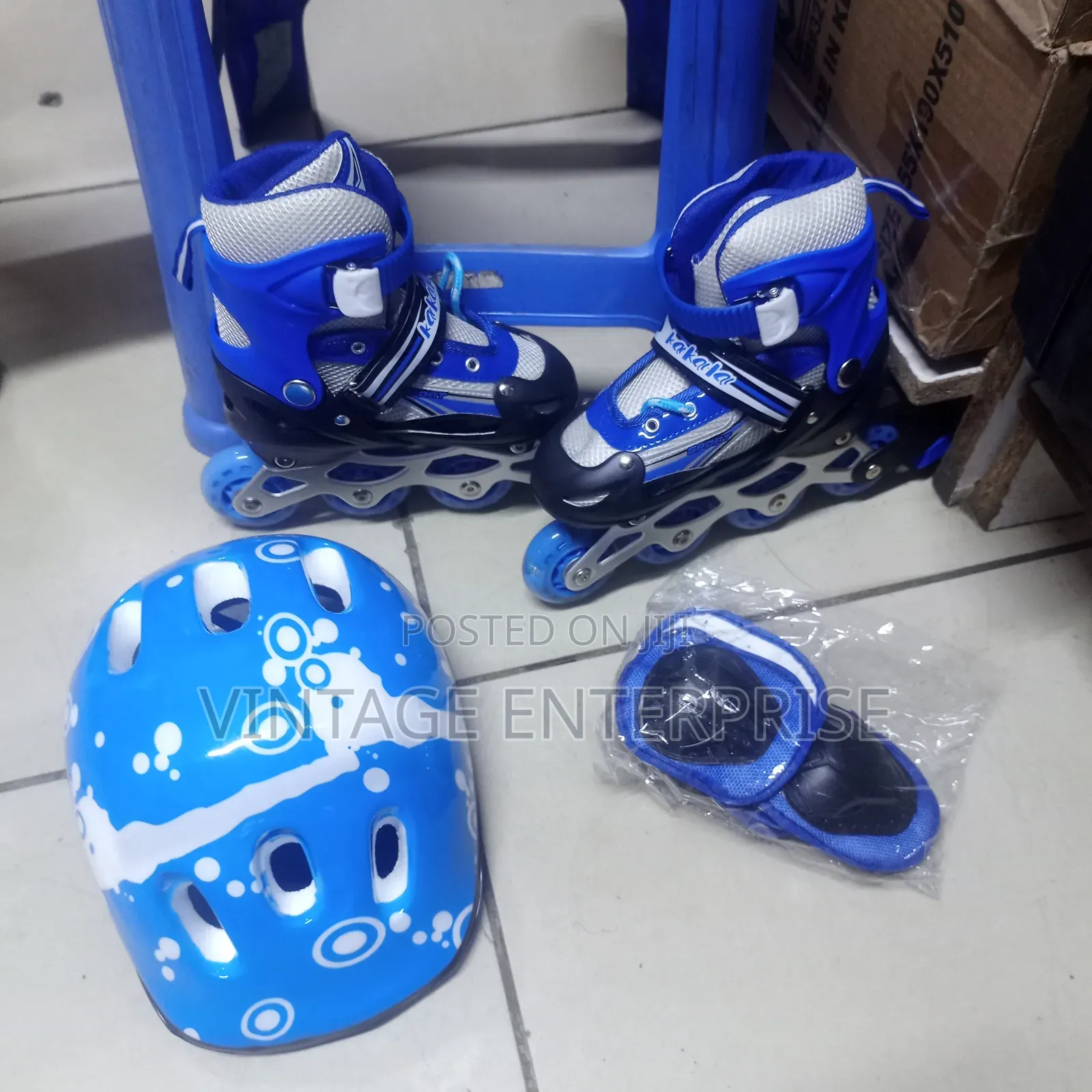 Skate Shoes Full Set