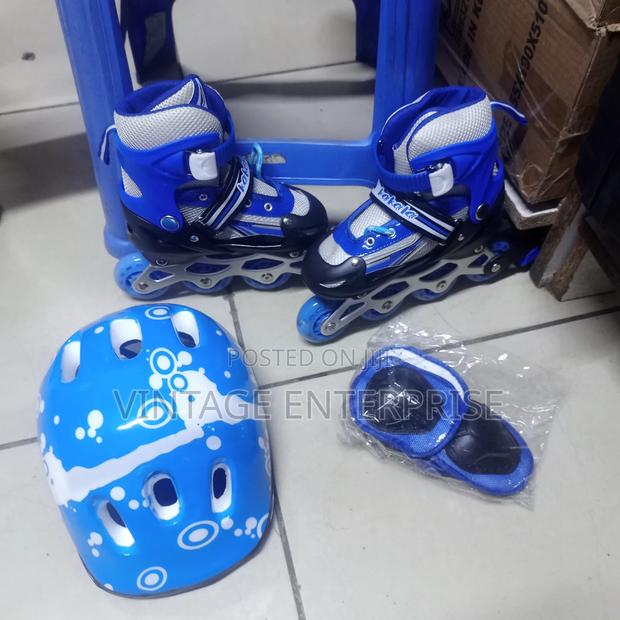 Skate Shoes Full Set