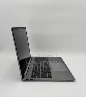 New Laptop HP ZBook Firefly 16 G10 16GB Intel Core Ultra 7 SSD 1T