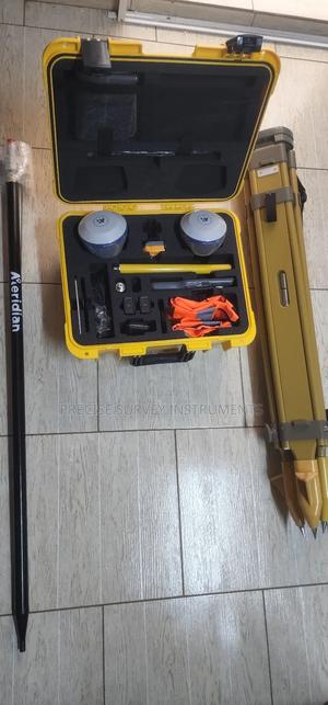 Meridian M5 Plus RTK GNSS -Easy Set Up ,Fast Accuracy - thumbnail 2