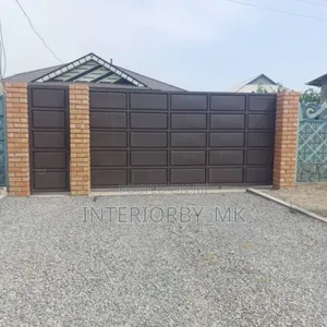 Automatic Sliding Gate With Remote Control