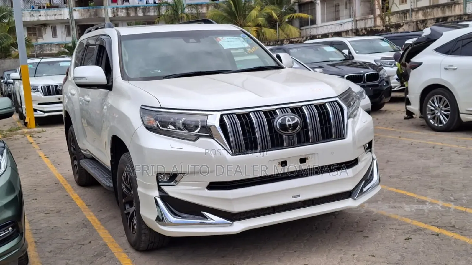 Toyota Land Cruiser Prado 2.8 2019 White