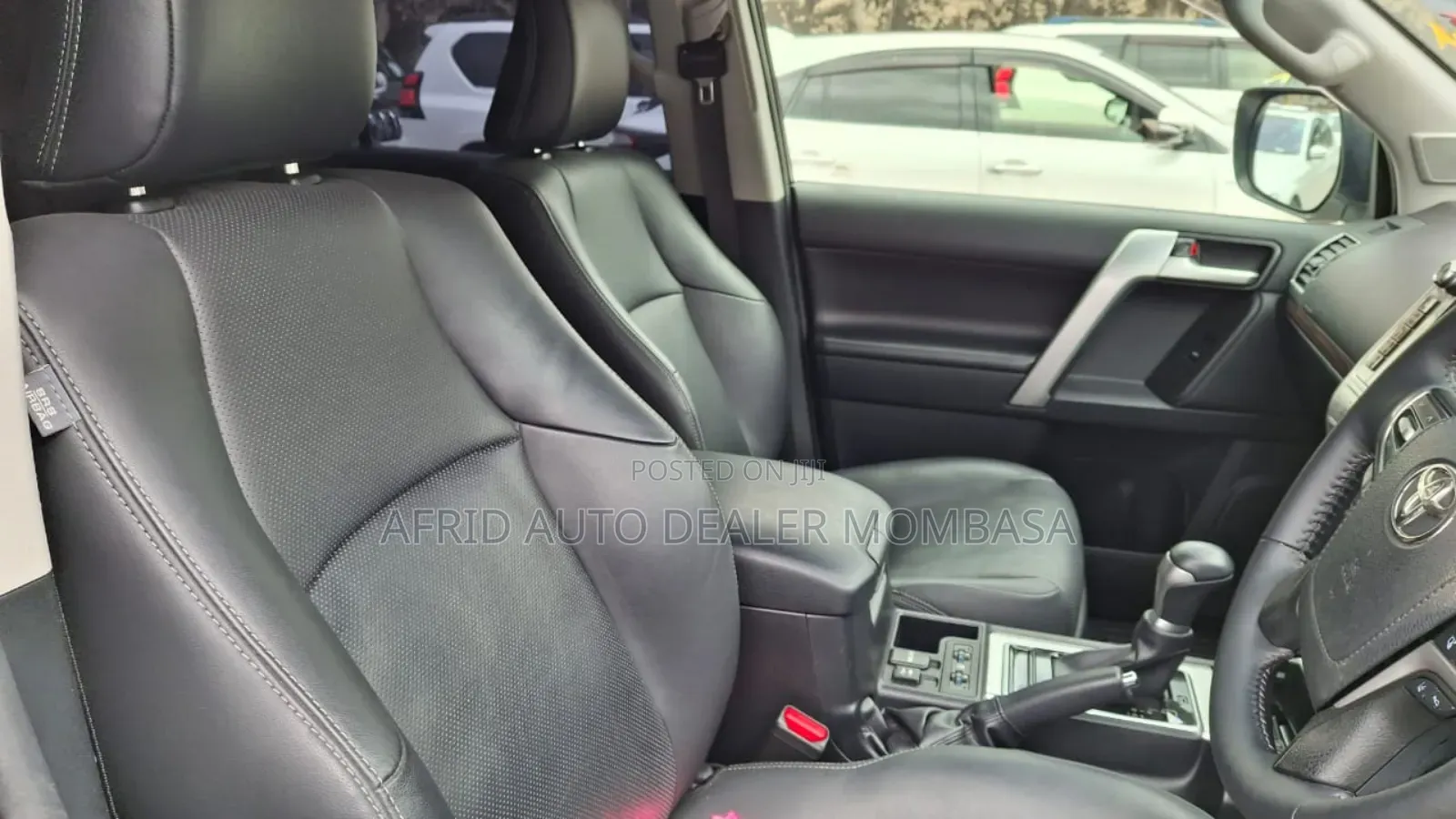 Toyota Land Cruiser Prado 2.8 2019 White
