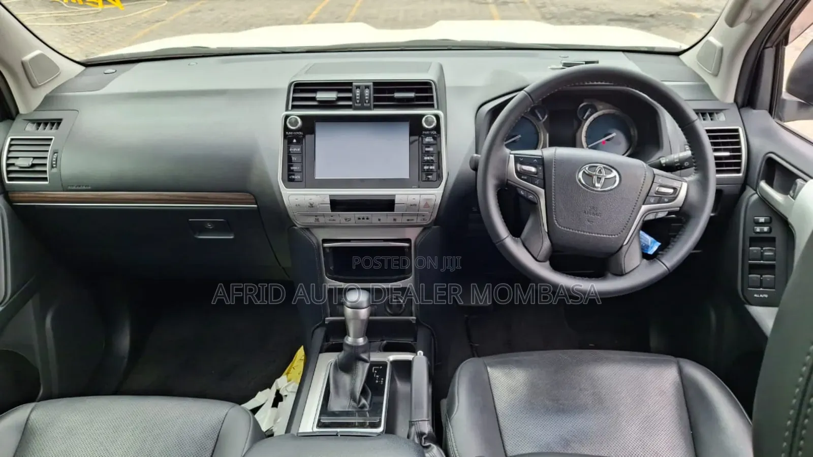 Toyota Land Cruiser Prado 2.8 2019 White