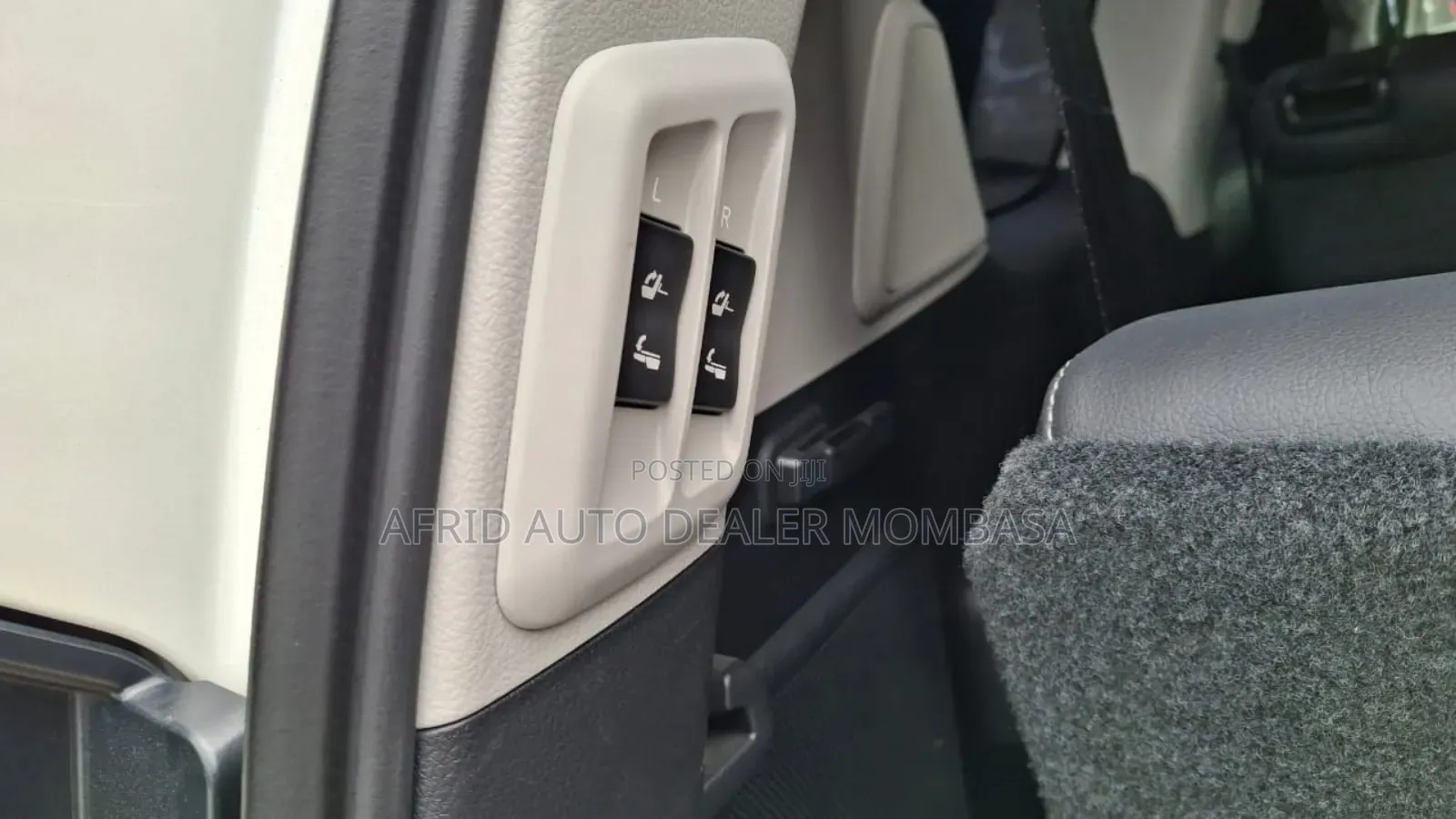 Toyota Land Cruiser Prado 2.8 2019 White