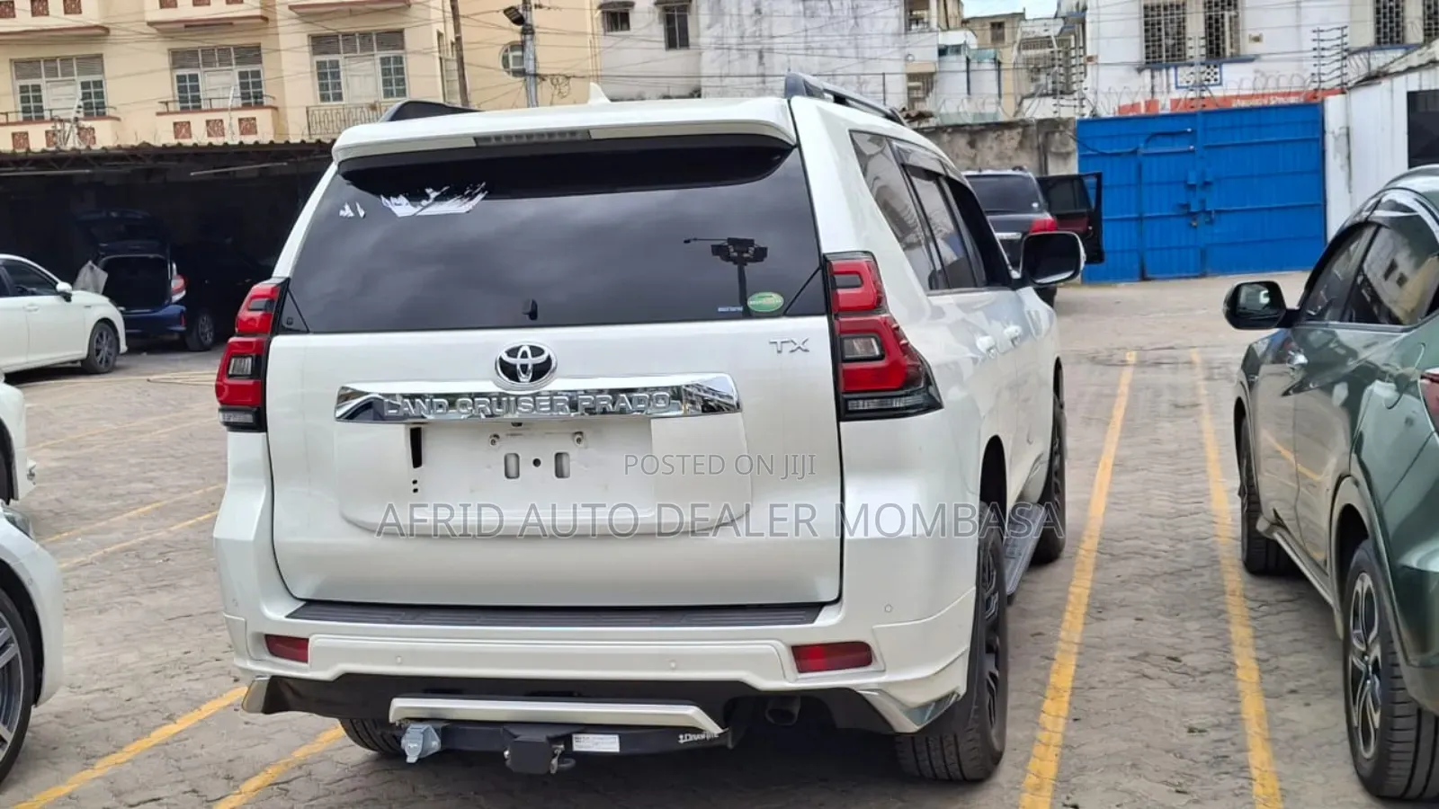 Toyota Land Cruiser Prado 2.8 2019 White