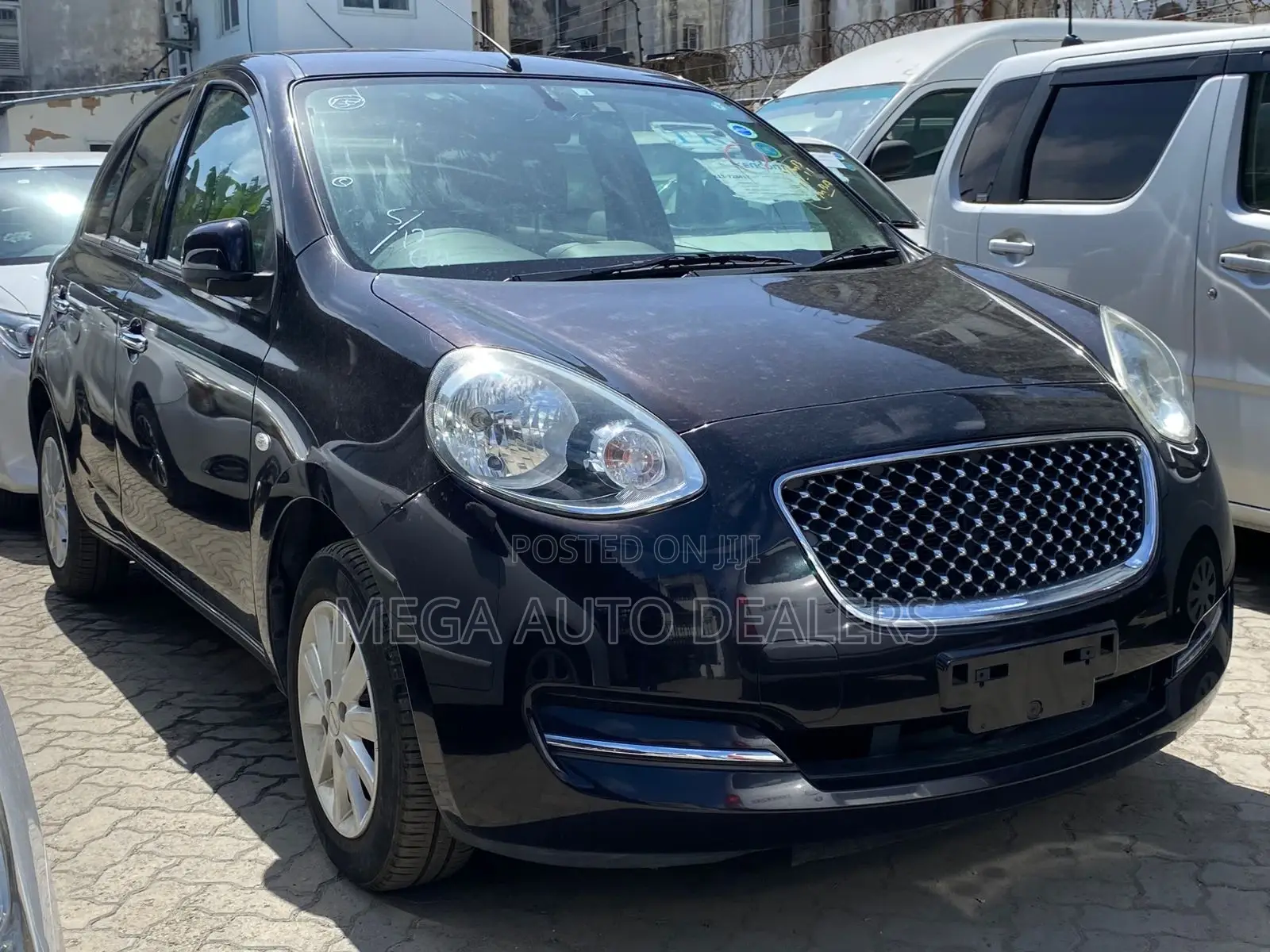 Nissan March 2018