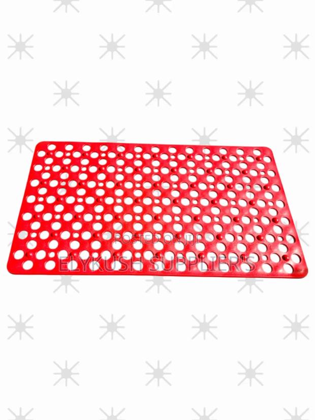 Opaque Bathroom Anti-Slip Mats*
Size: 50x80 - thumbnail 4