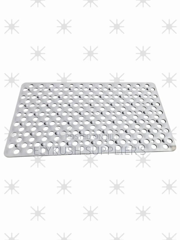 Opaque Bathroom Anti-Slip Mats*
Size: 50x80 - thumbnail 6