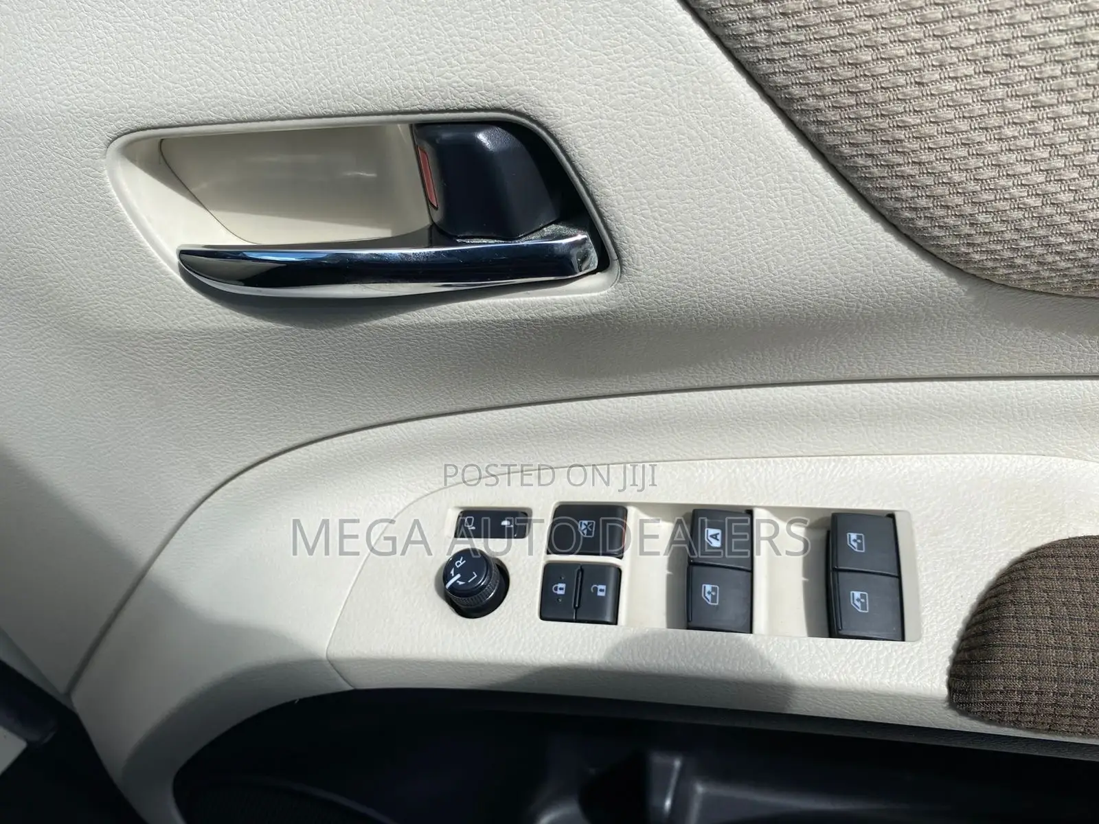 Toyota Sienta 2018 White