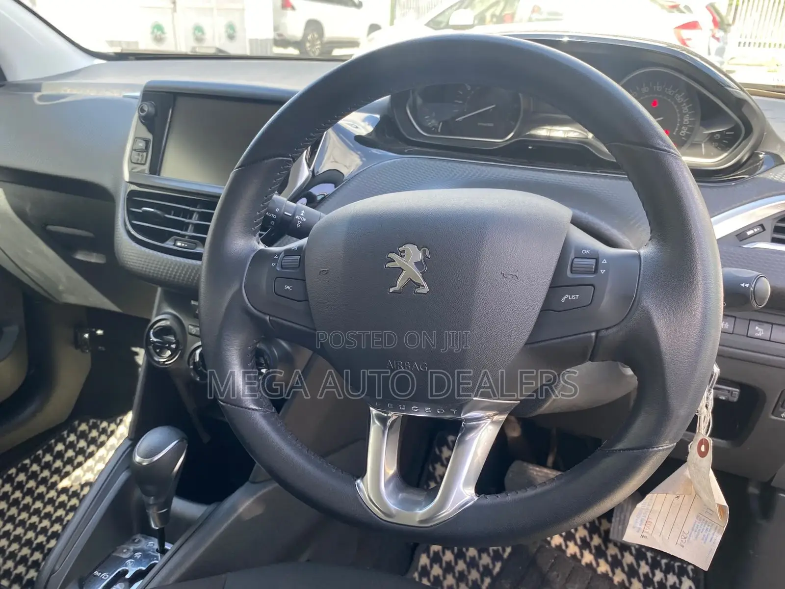 Peugeot 208 2018 White