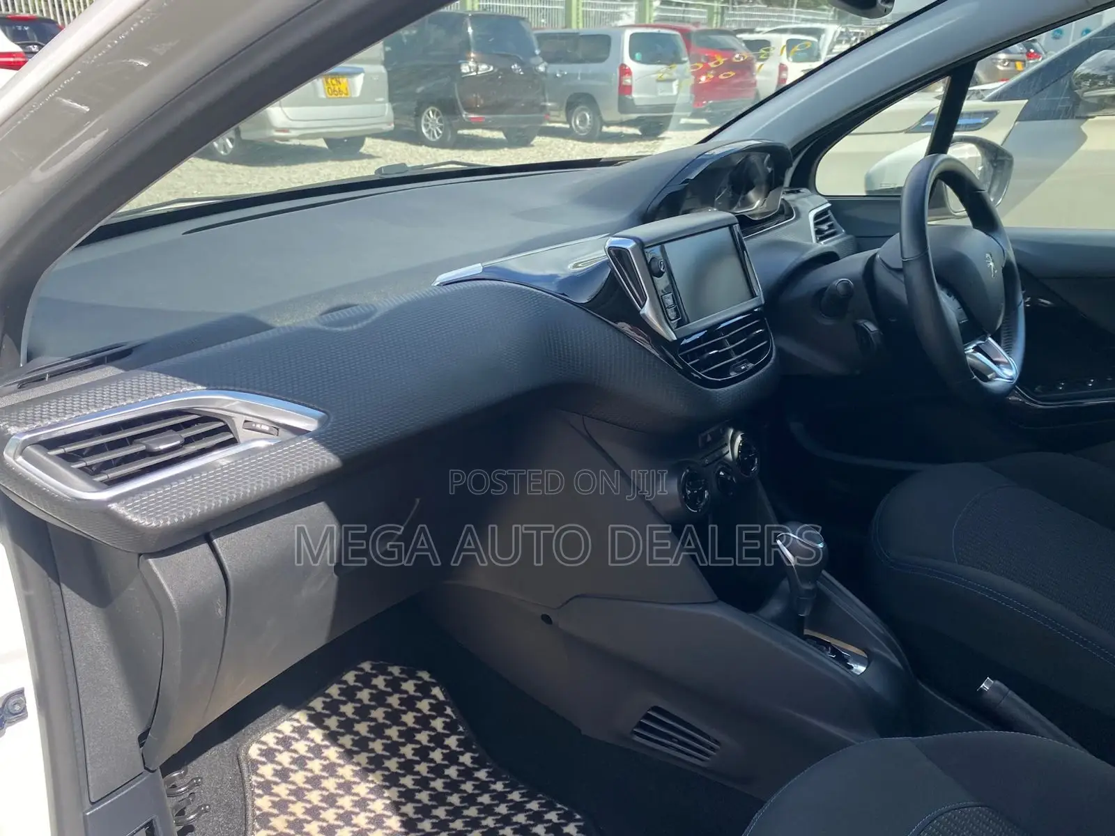 Peugeot 208 2018 White