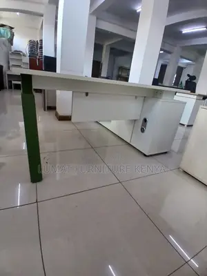 Office Desk – Elegant Functional