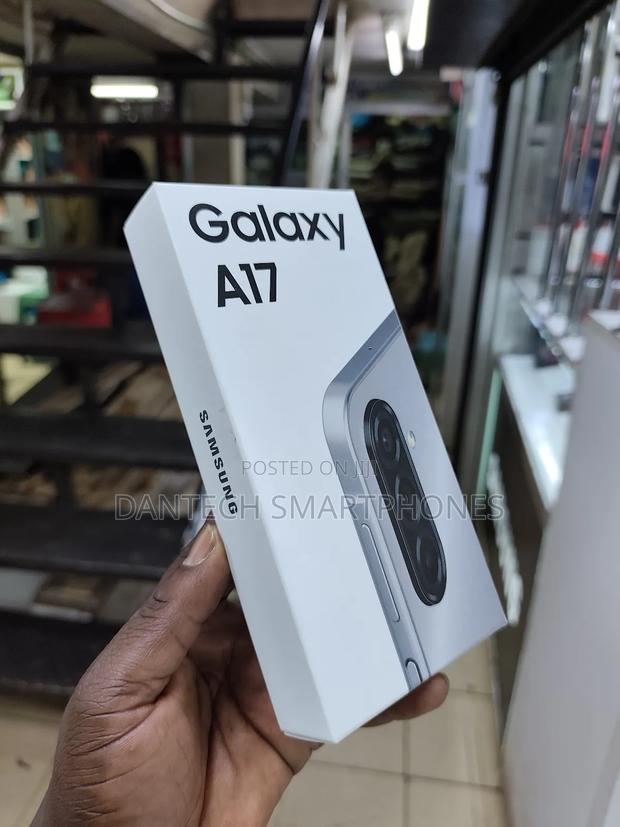 New Samsung Galaxy A17 256 GB Gray - thumbnail 3