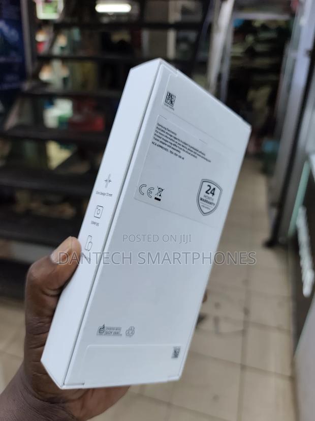 New Samsung Galaxy A17 256 GB Gray - thumbnail 5