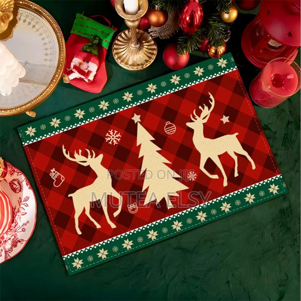 Red,Black,White Green 6pcs Luxury Christmas Table Mats - thumbnail 2