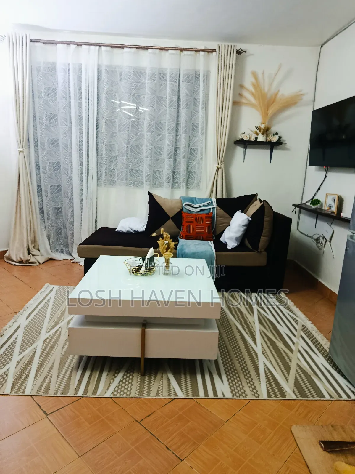 Affordable Spacious Airbnb Near TRM Drive Roysambu