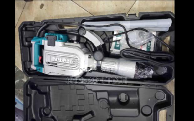 Total Demolisher Hammer 1700watts