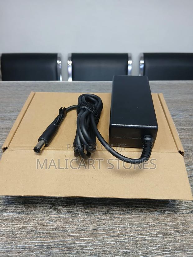 Hp 18.5v 3.5a Big Pin Adapter