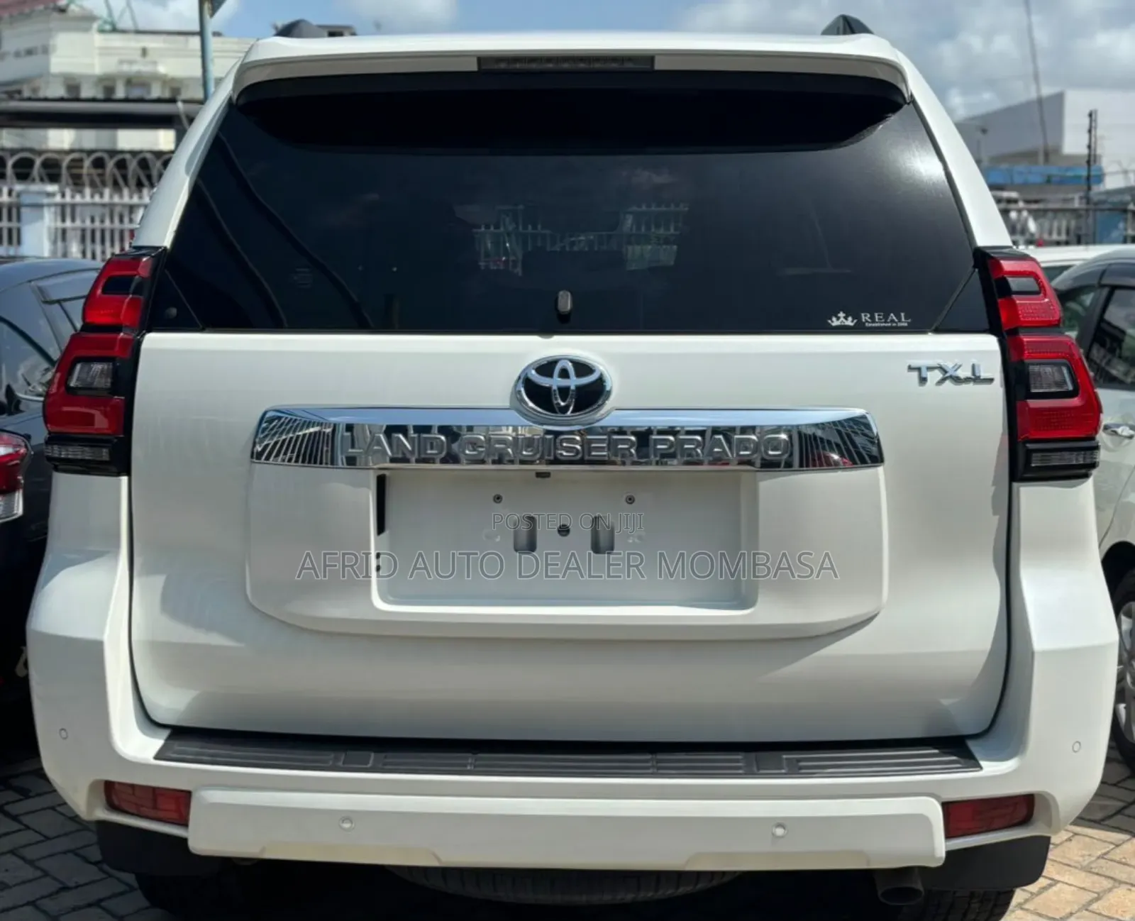 Toyota Land Cruiser Prado 2.8 2018 White