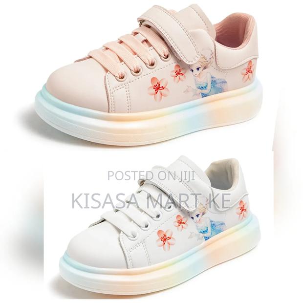 Frozen Girls Sneakers. Size 26-34