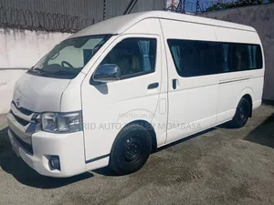 Toyota Grand HiAce 2019 White