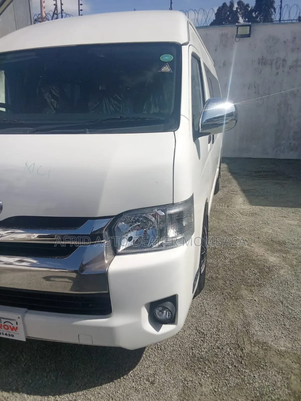 Toyota Grand HiAce 2019 White