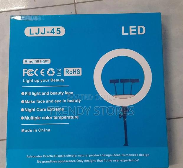 18 Inch Ring Light - main view