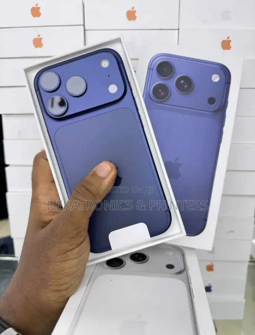 New Apple iPhone 17 Pro Max 256 GB Blue