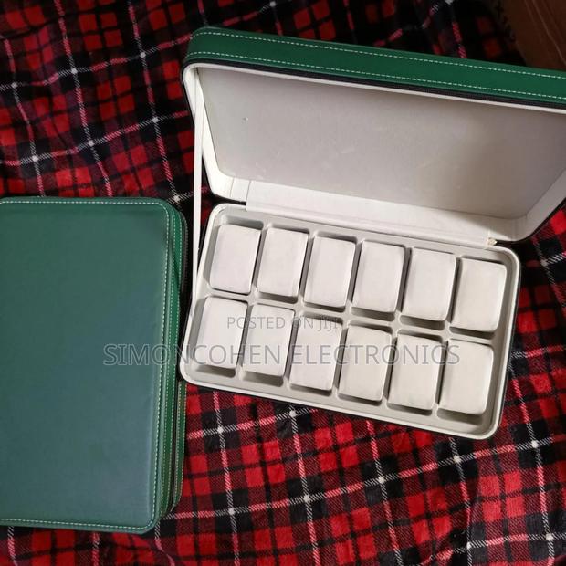 12 Slots Watch Organizer/Storage Box - thumbnail 3