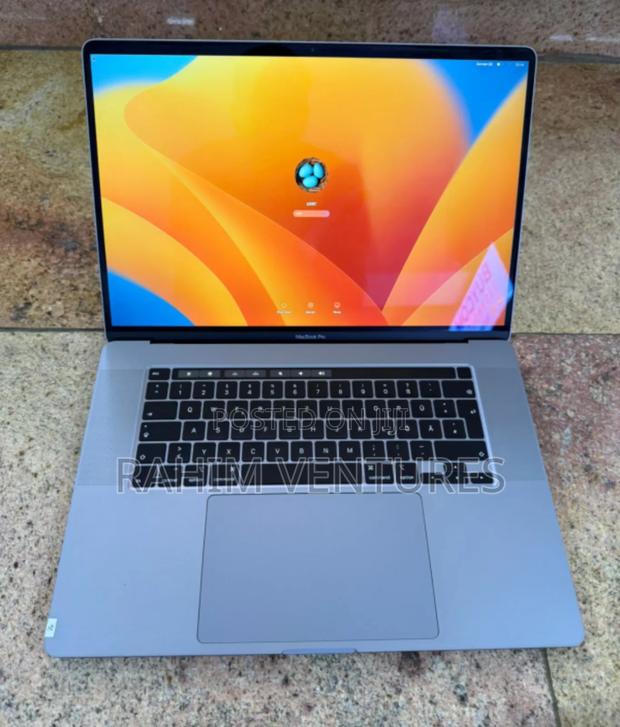 Laptop Apple MacBook Pro 2019 32GB Intel Core i7 SSD 1T - thumbnail 3