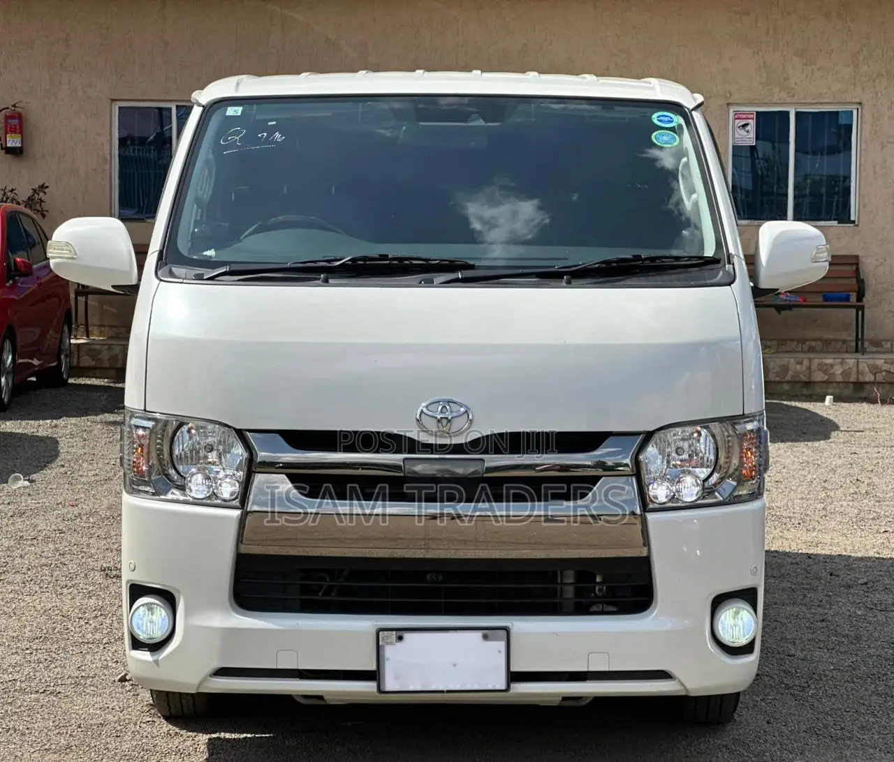 Toyota HiAce 2018 White