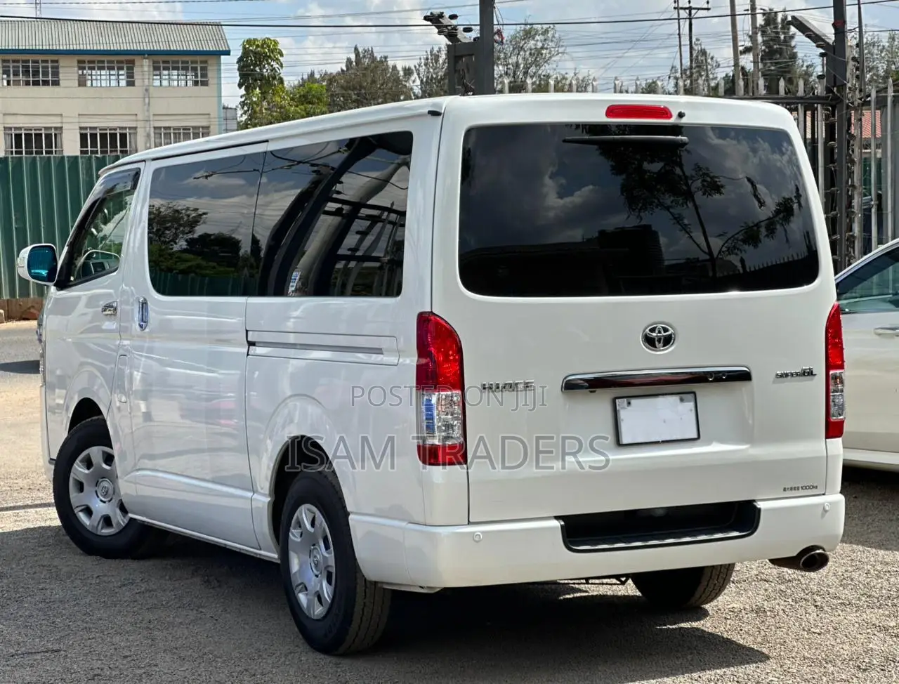 Toyota HiAce 2018 White