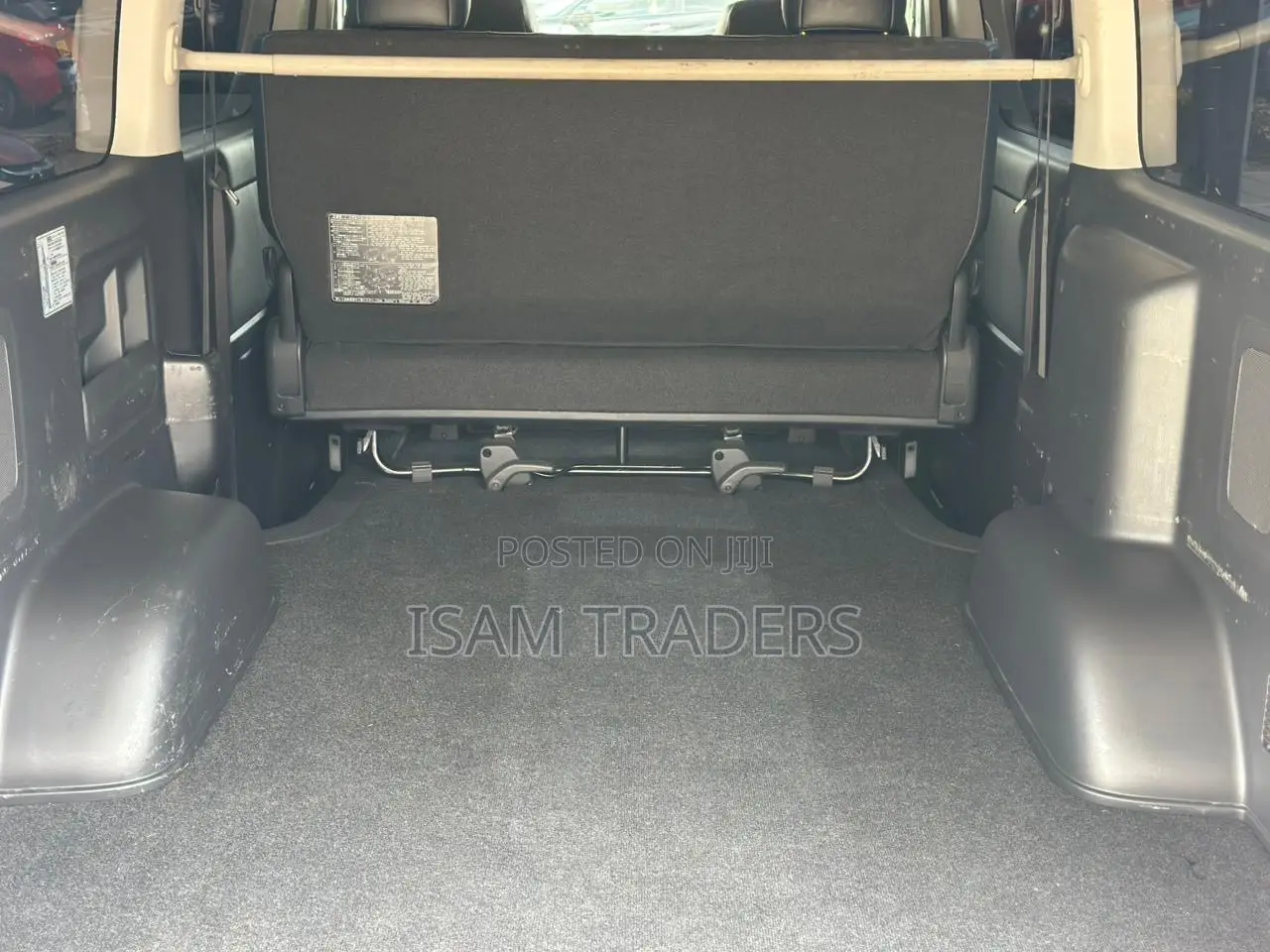 Toyota HiAce 2018 White